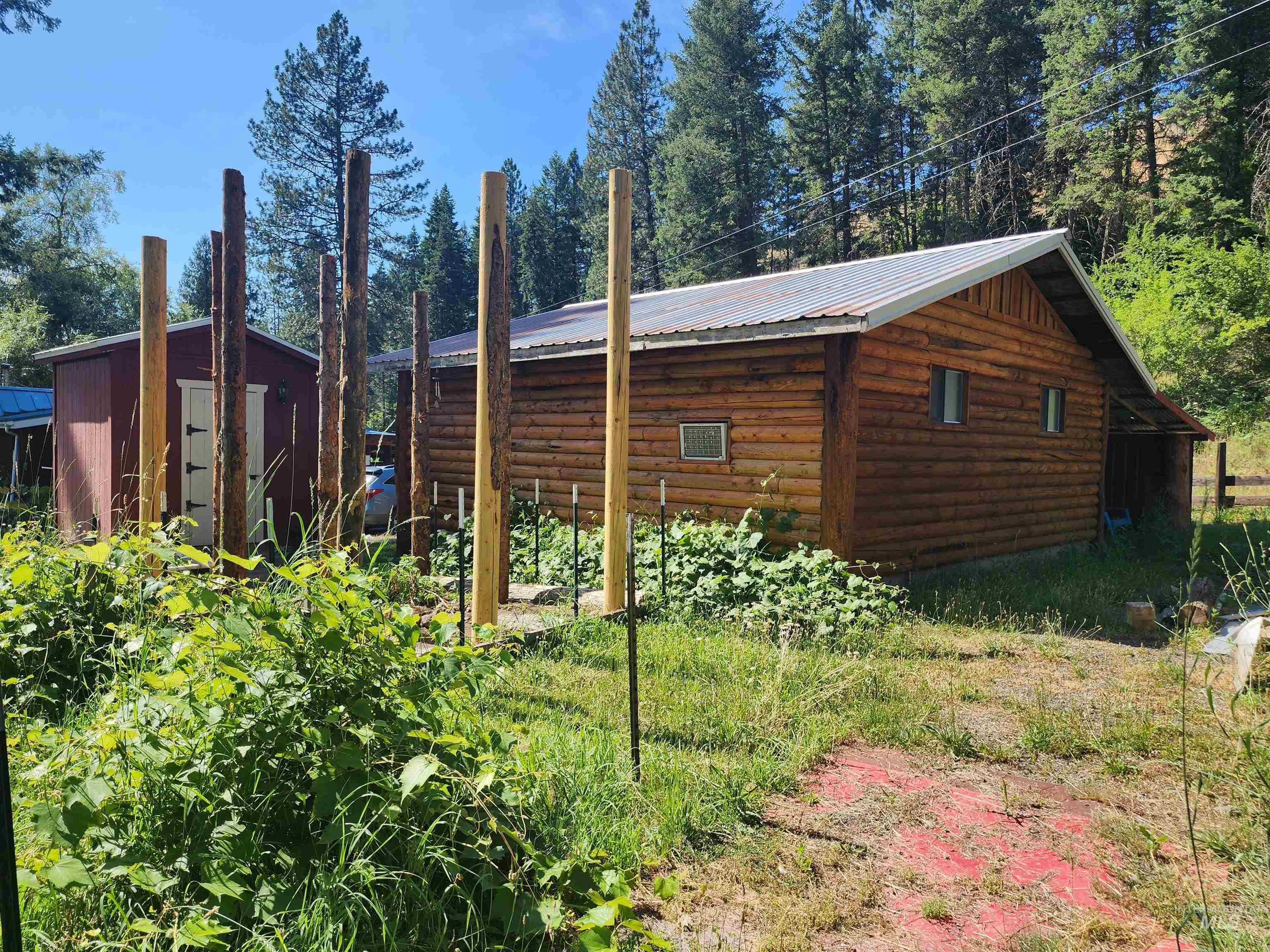 126 Shira Road, Clearwater, Idaho 83552, 3 Bedrooms, 2 Bathrooms, Residential For Sale, Price $599,000, 98884141