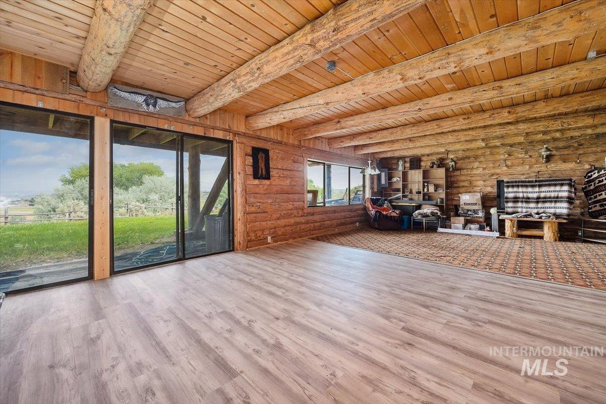 982 E 2700 S, Hagerman, Idaho 83332, 2 Bedrooms, 2 Bathrooms, Residential For Sale, Price $589,000, 98884855