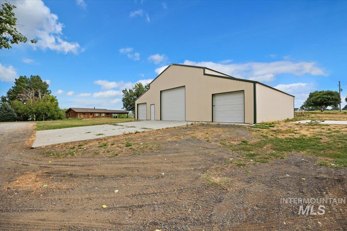 982 E 2700 S, Hagerman, Idaho 83332, 2 Bedrooms, 2 Bathrooms, Residential For Sale, Price $589,000, 98884855