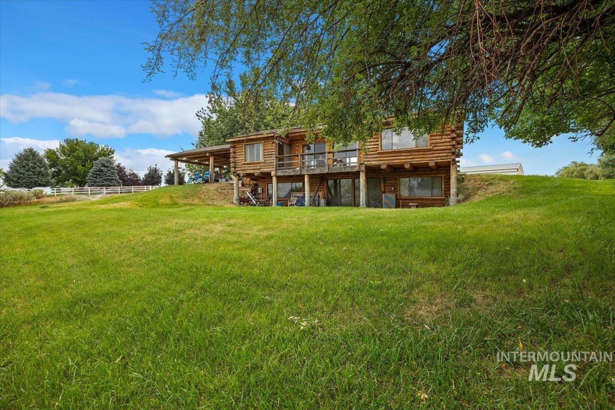 982 E 2700 S, Hagerman, Idaho 83332, 2 Bedrooms, 2 Bathrooms, Residential For Sale, Price $589,000, 98884855