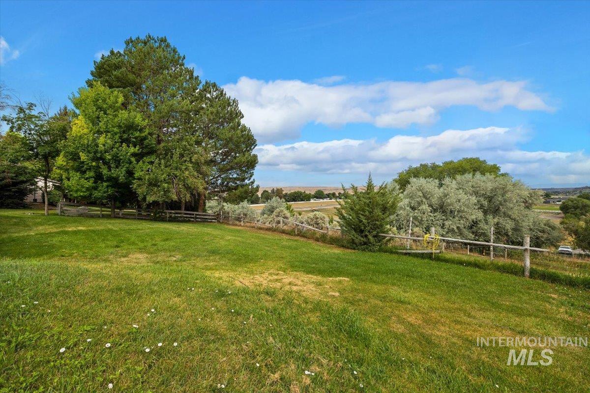 982 E 2700 S, Hagerman, Idaho 83332, 2 Bedrooms, 2 Bathrooms, Residential For Sale, Price $589,000, 98884855