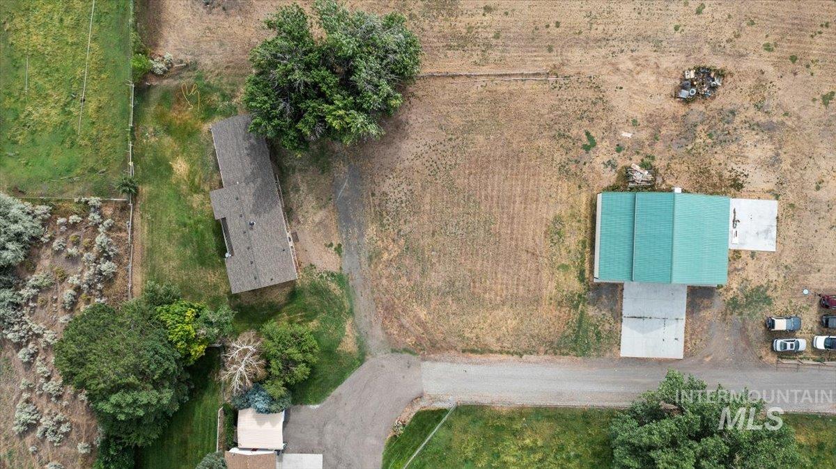 982 E 2700 S, Hagerman, Idaho 83332, 2 Bedrooms, 2 Bathrooms, Residential For Sale, Price $589,000, 98884855