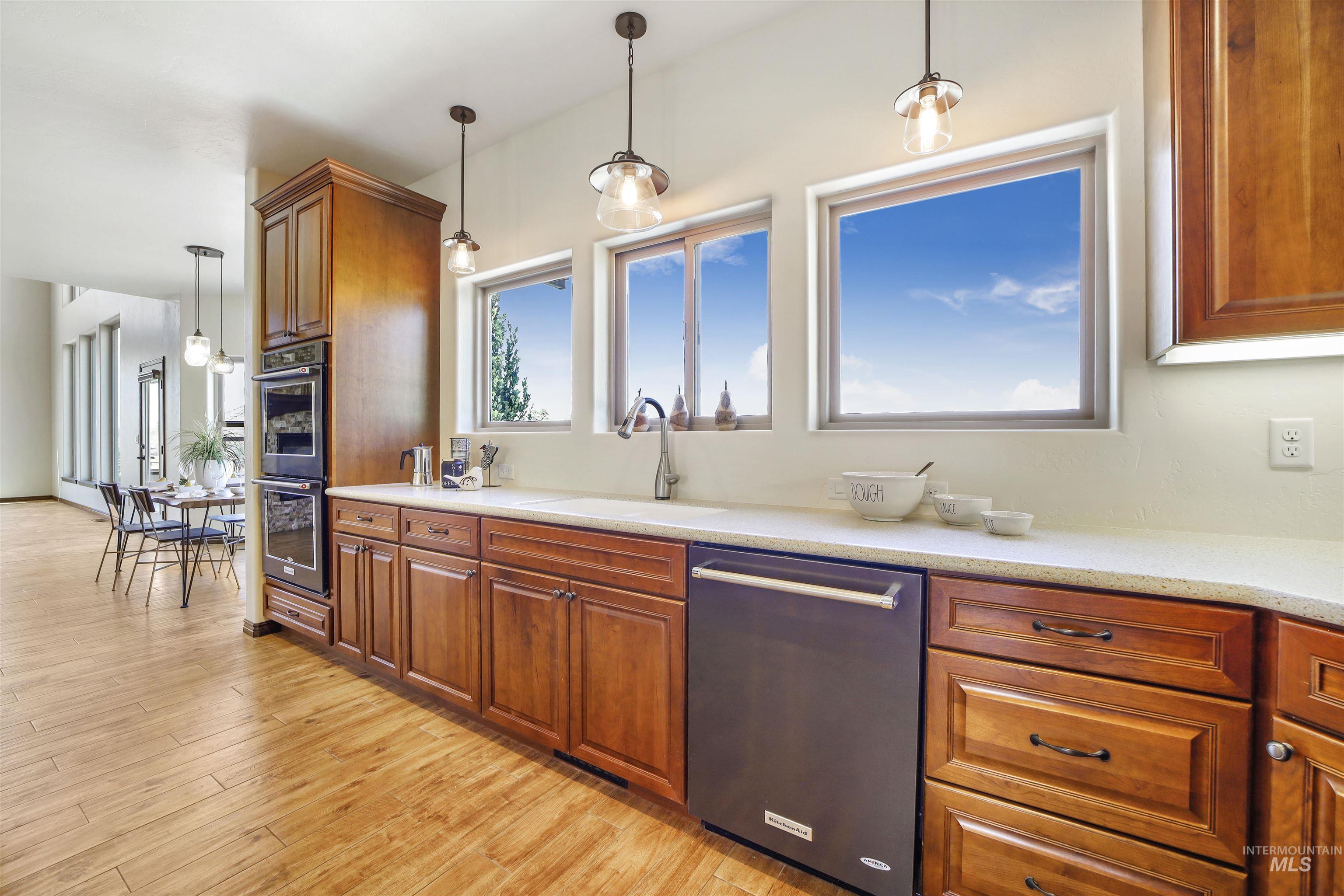 4187 Creek Mesa Dr, Twin Falls, Idaho 83301, 4 Bedrooms, 3.5 Bathrooms, Residential For Sale, Price $2,199,900, 98885372