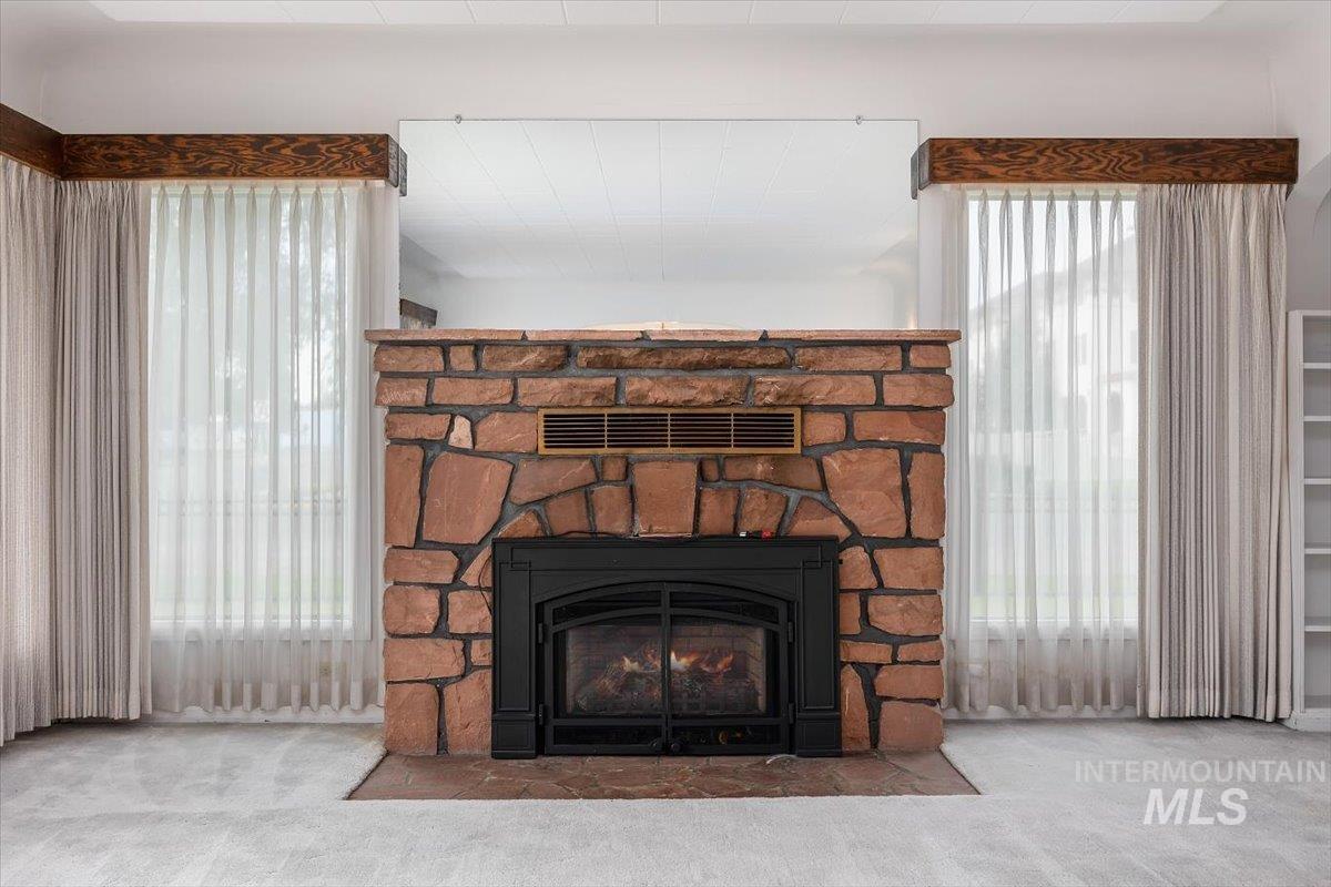 234 N Idaho St., Wendell, Idaho 83355, 6 Bedrooms, 3 Bathrooms, Residential For Sale, Price $475,000, 98886085