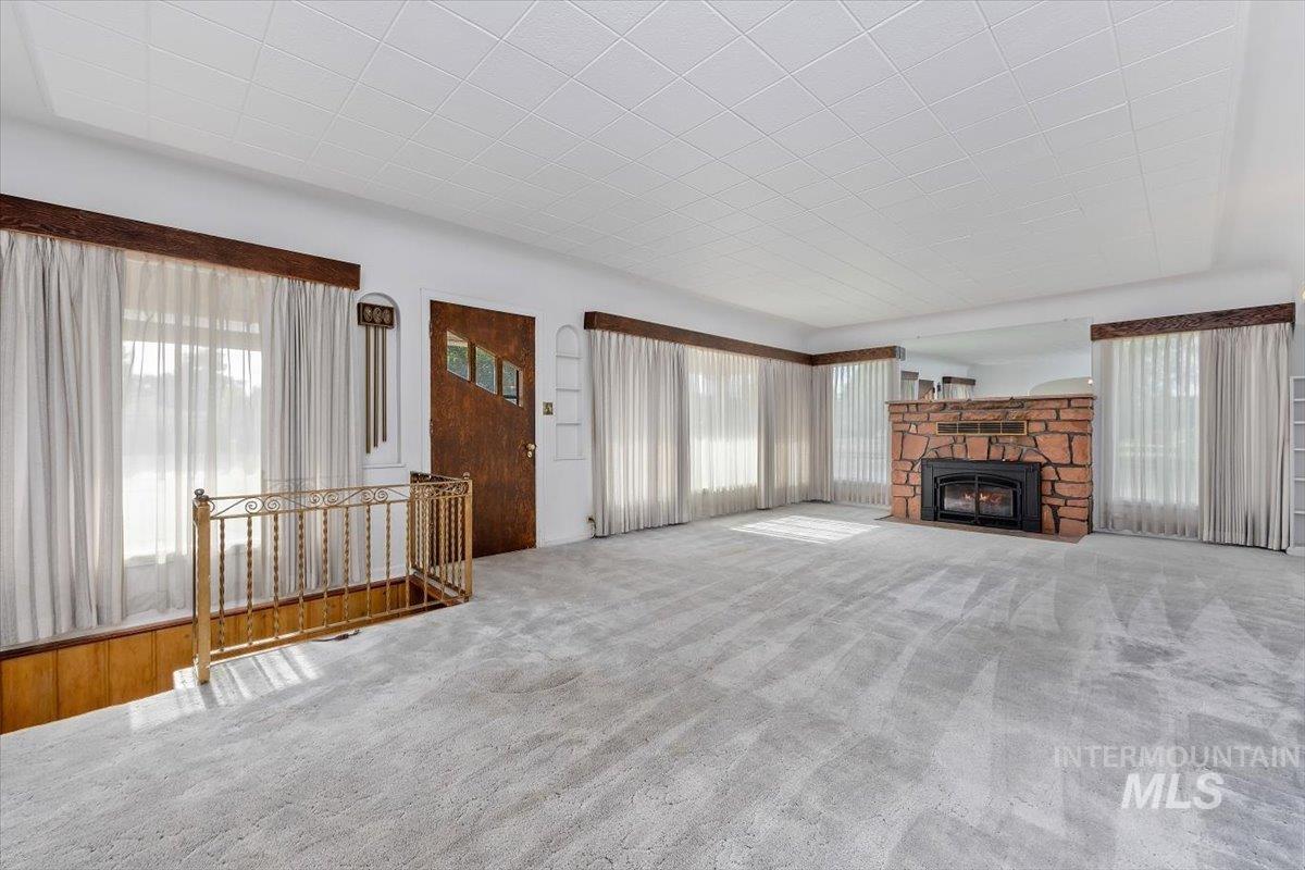 234 N Idaho St., Wendell, Idaho 83355, 6 Bedrooms, 3 Bathrooms, Residential For Sale, Price $475,000, 98886085