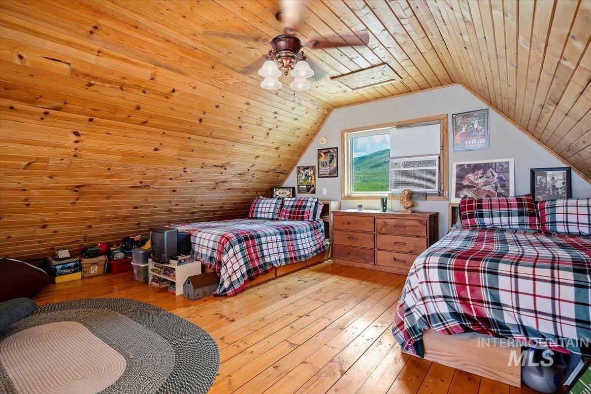 1081 S 1050 E, Albion, Idaho 83311, 3 Bedrooms, 3 Bathrooms, Residential For Sale, Price $789,000, 98886109