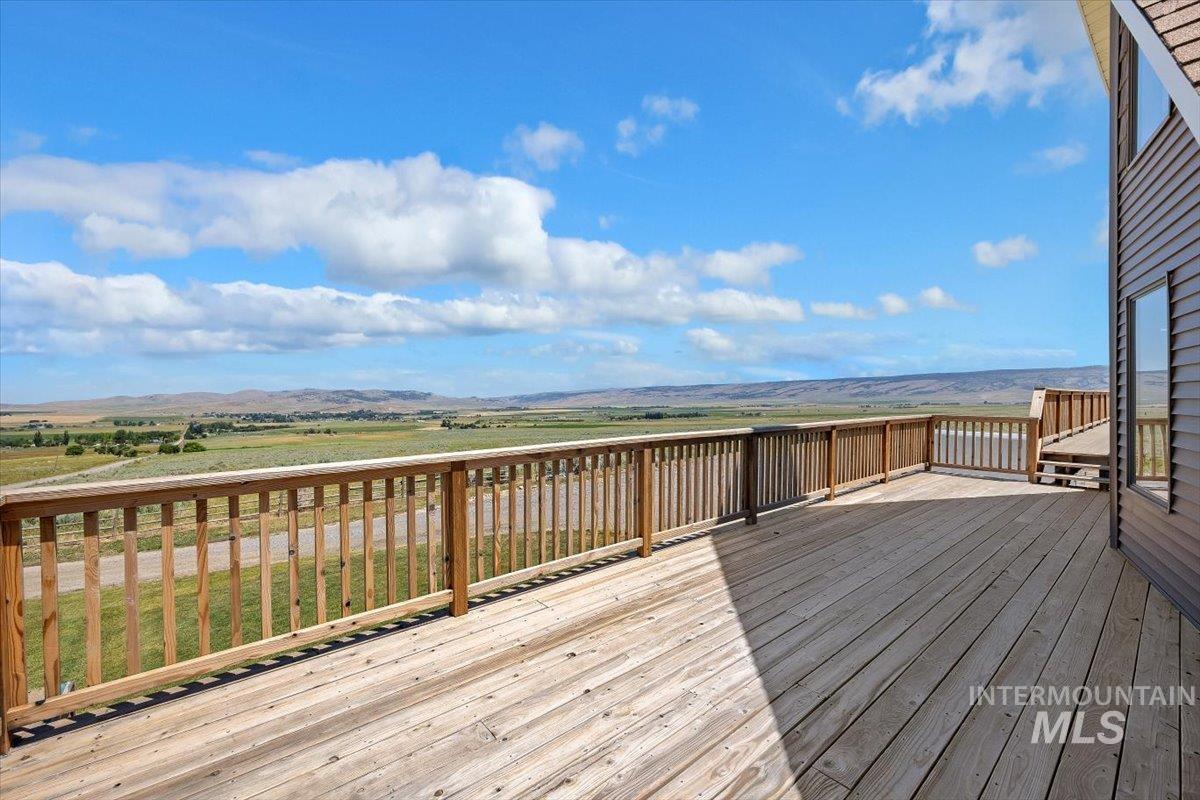 1081 S 1050 E, Albion, Idaho 83311, 3 Bedrooms, 3 Bathrooms, Residential For Sale, Price $789,000, 98886109