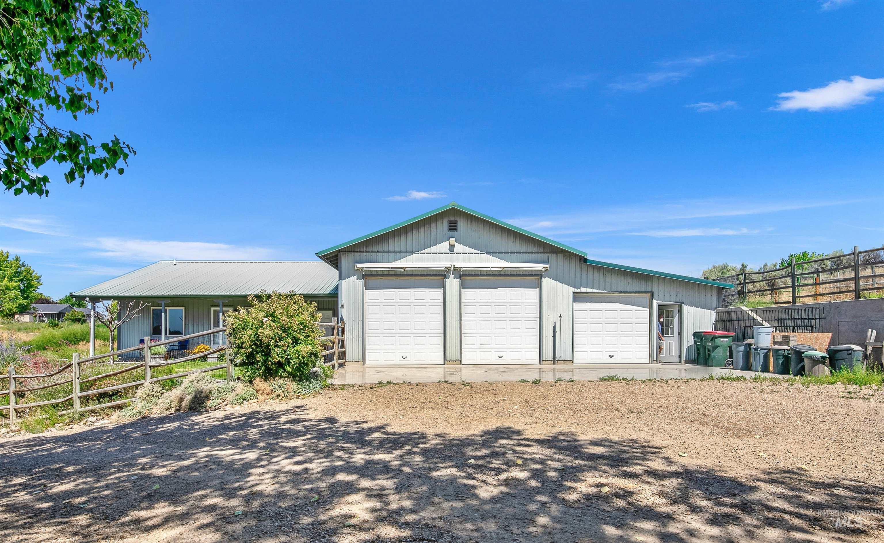 26250 Moonglow Drive, Middleton, Idaho 83644, 3 Bedrooms, 2 Bathrooms, Residential For Sale, Price $1,150,000,MLS 98887154