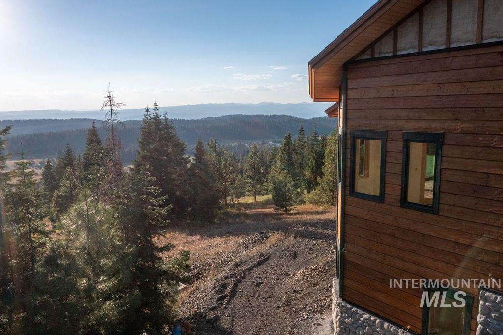 1421 Club Hill Blvd., McCall, Idaho 83638, 3 Bedrooms, 3.5 Bathrooms, Residential For Sale, Price $2,599,000, 98887211