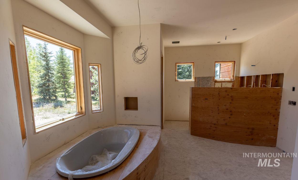 1421 Club Hill Blvd., McCall, Idaho 83638, 3 Bedrooms, 3.5 Bathrooms, Residential For Sale, Price $2,599,000, 98887211