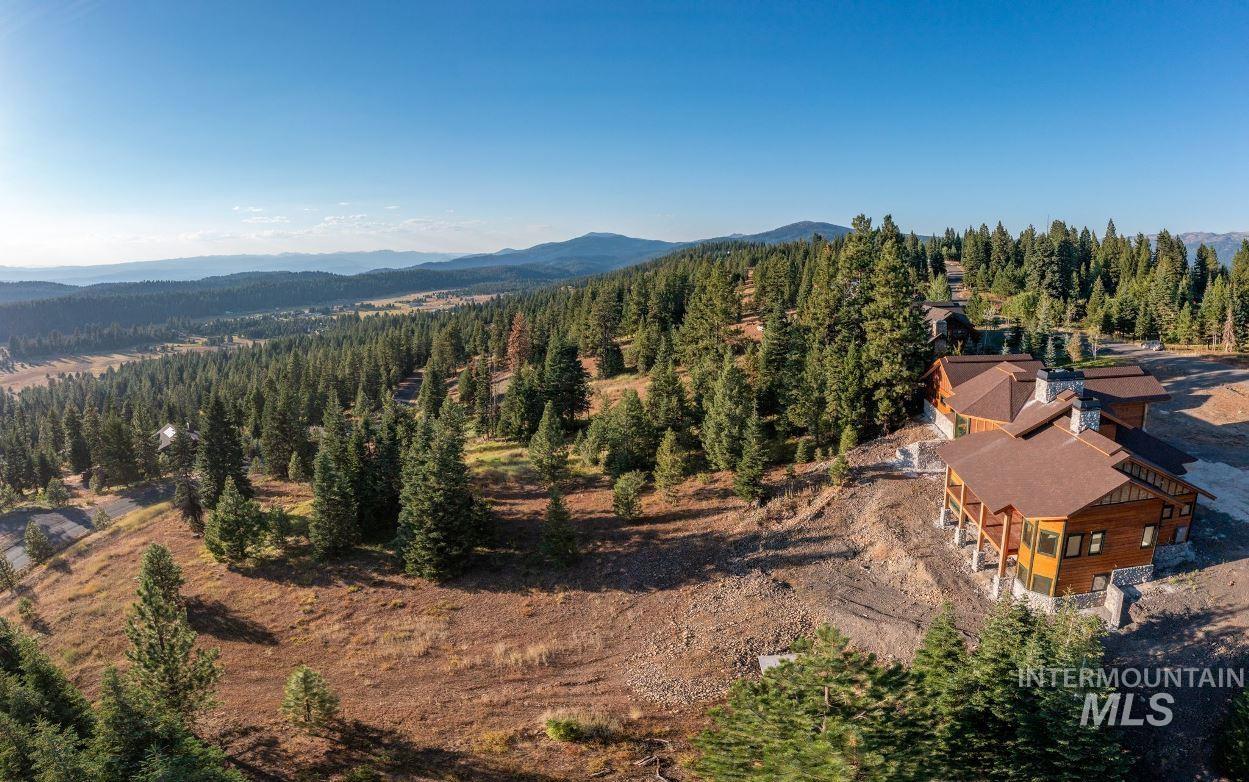 1421 Club Hill Blvd., McCall, Idaho 83638, 3 Bedrooms, 3.5 Bathrooms, Residential For Sale, Price $2,599,000, 98887211