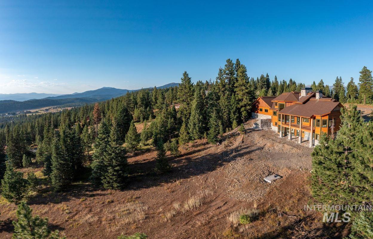 1421 Club Hill Blvd., McCall, Idaho 83638, 3 Bedrooms, 3.5 Bathrooms, Residential For Sale, Price $2,599,000, 98887211