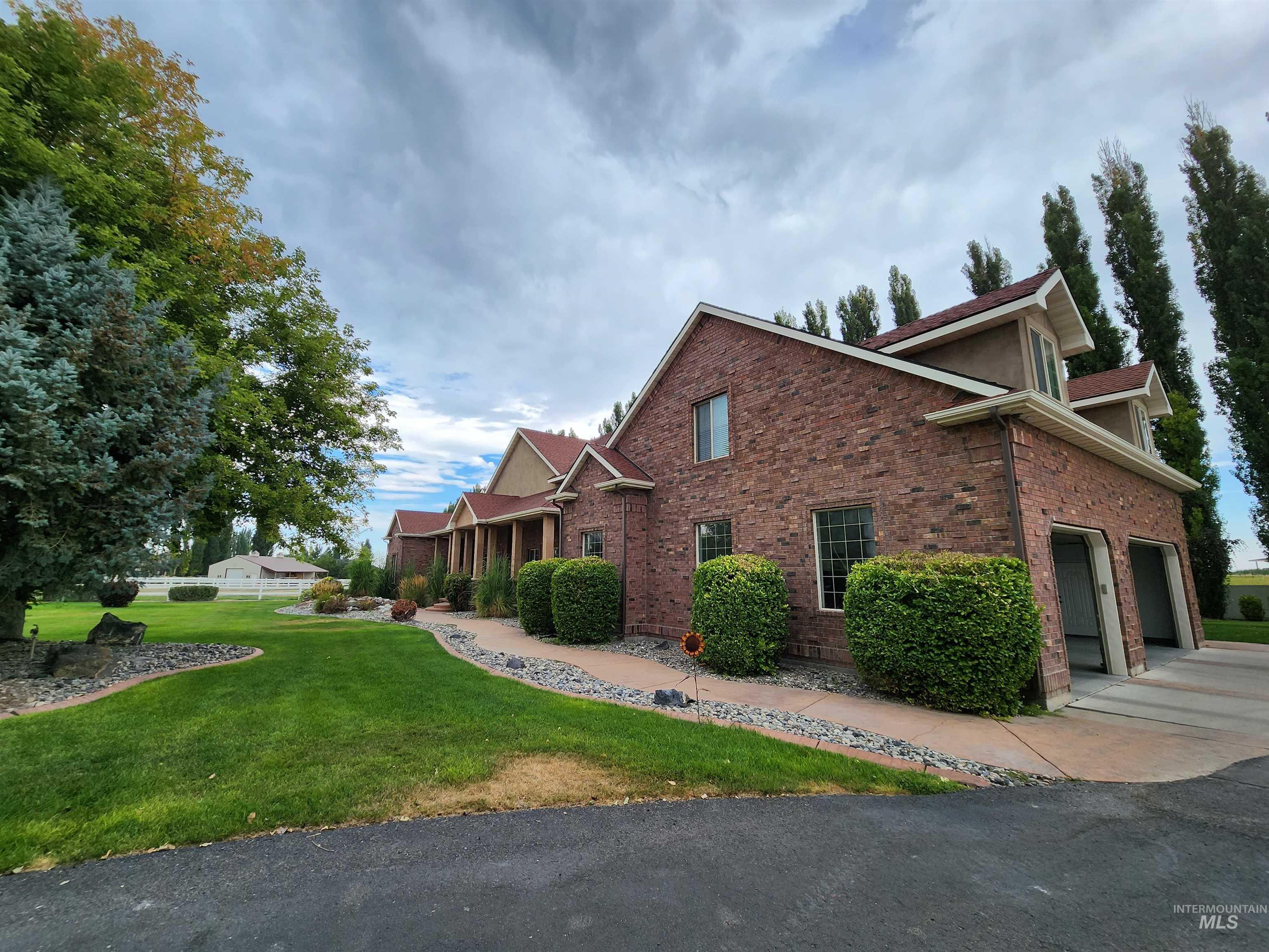 3520 Addison Ave E, Kimberly, Idaho 83341, 7 Bedrooms, 5 Bathrooms, Residential For Sale, Price $1,300,000, 98887431