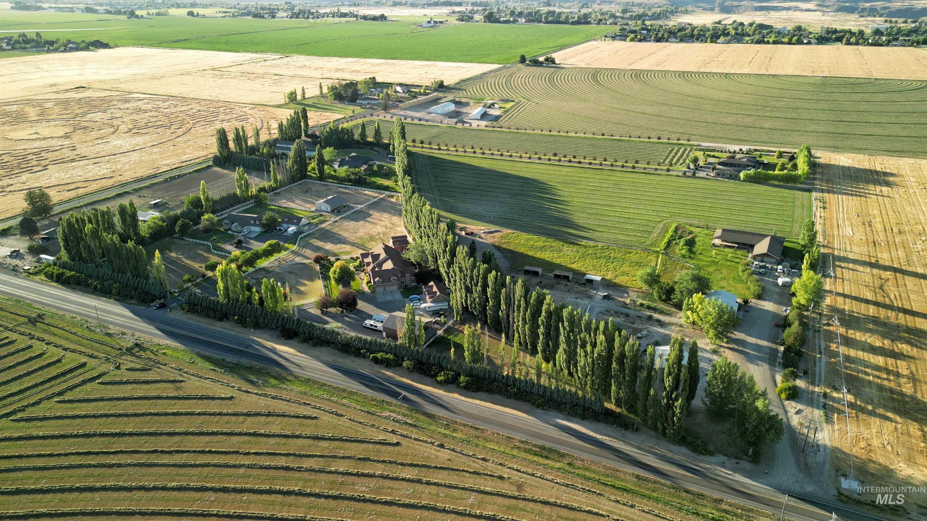3520 Addison Ave E, Kimberly, Idaho 83341, 7 Bedrooms, 5 Bathrooms, Residential For Sale, Price $1,300,000, 98887431