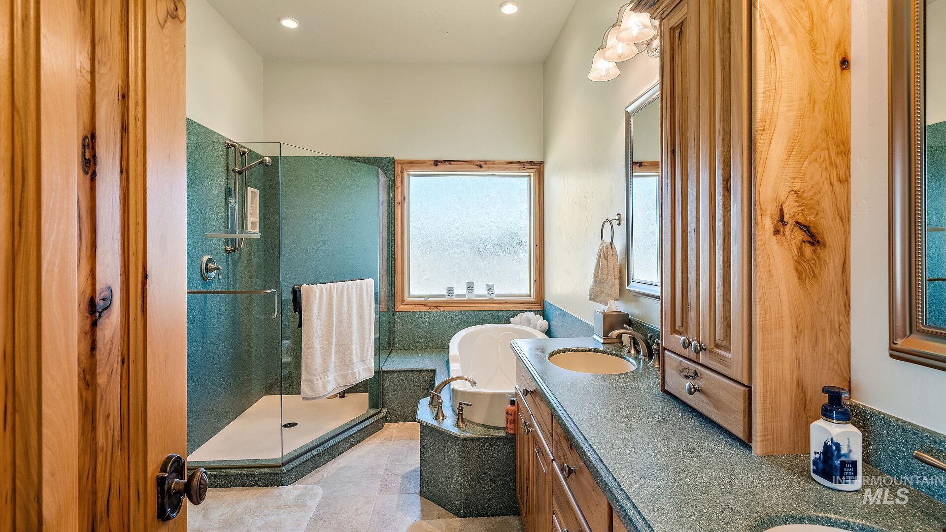 7340 Sagebrush Lane, Caldwell, Idaho 83607, 4 Bedrooms, 2.5 Bathrooms, Residential For Sale, Price $2,100,000, 98887539