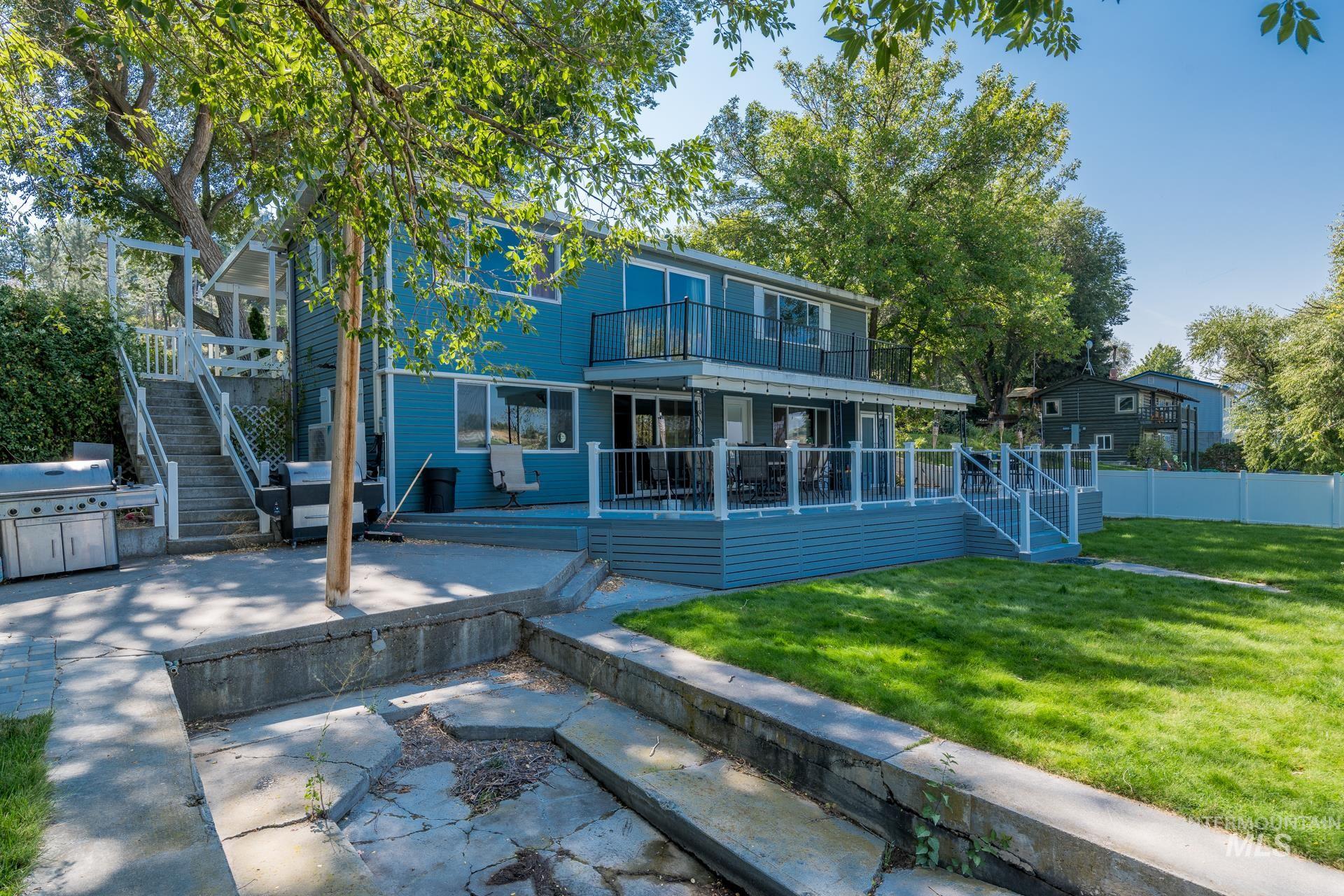 44 Bell Rapids Road, Hagerman, Idaho 83332-0018, 3 Bedrooms, 2 Bathrooms, Residential For Sale, Price $1,350,000, 98887969