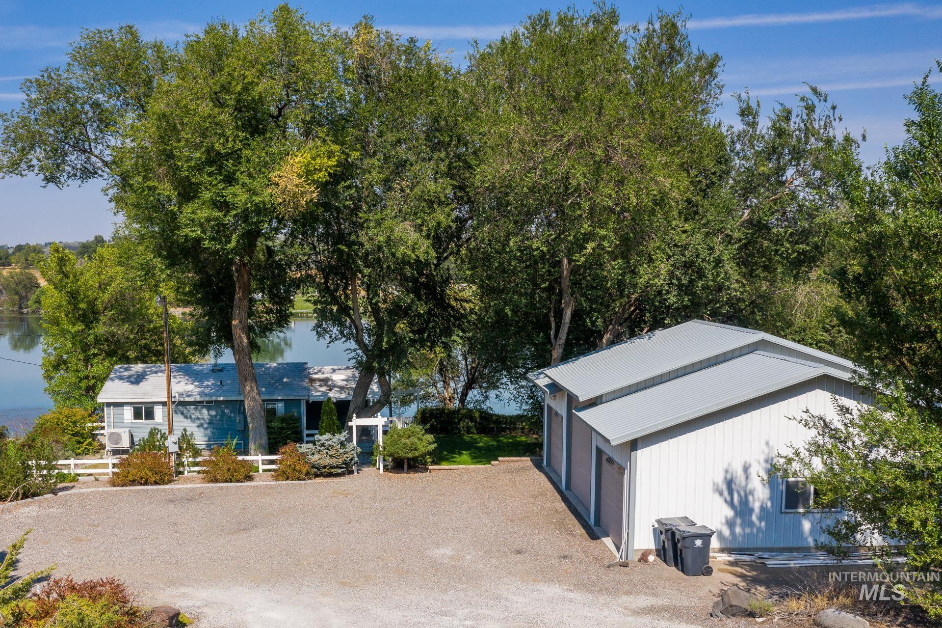 44 Bell Rapids Road, Hagerman, Idaho 83332-0018, 3 Bedrooms, 2 Bathrooms, Residential For Sale, Price $1,350,000, 98887969