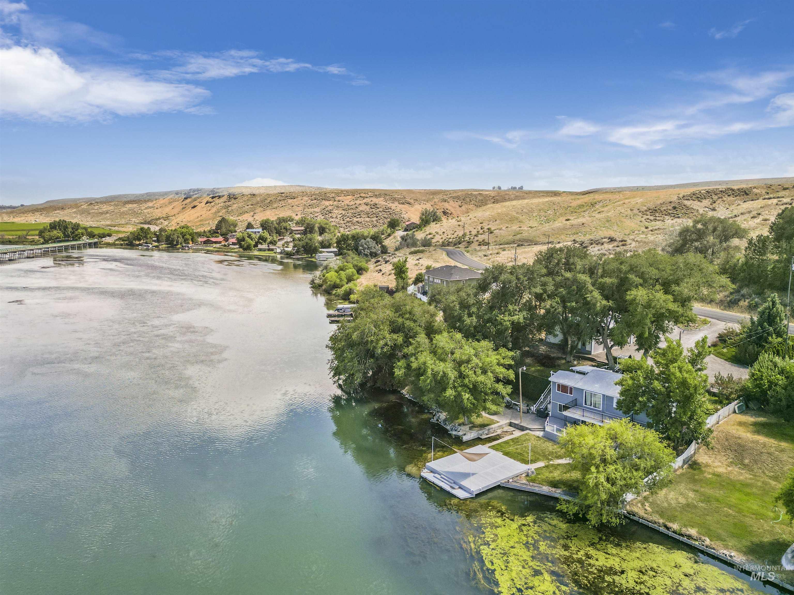 44 Bell Rapids Road, Hagerman, Idaho 83332-0018, 3 Bedrooms, 2 Bathrooms, Residential For Sale, Price $1,350,000, 98887969