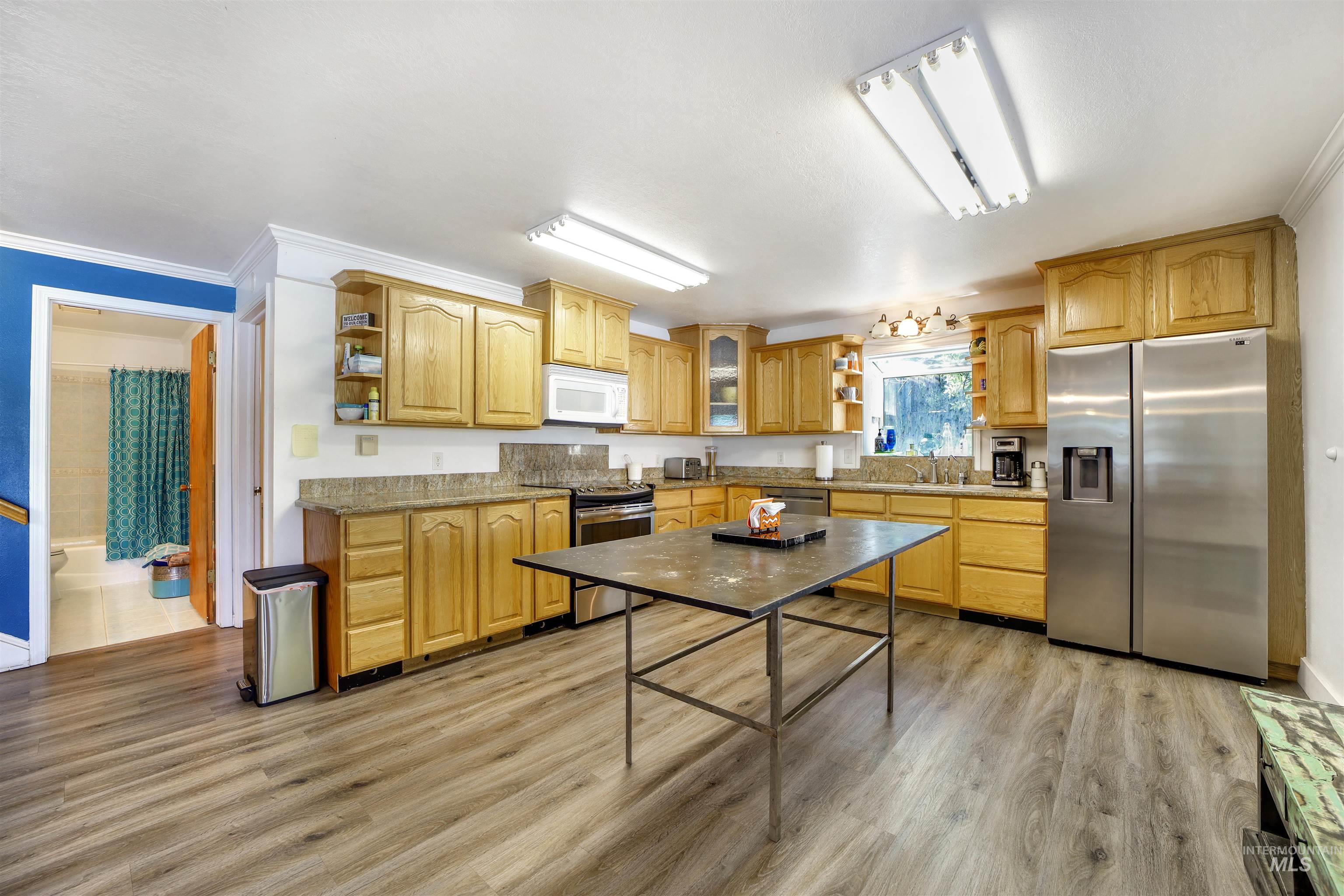 44 Bell Rapids Road, Hagerman, Idaho 83332-0018, 3 Bedrooms, 2 Bathrooms, Residential For Sale, Price $1,350,000, 98887969