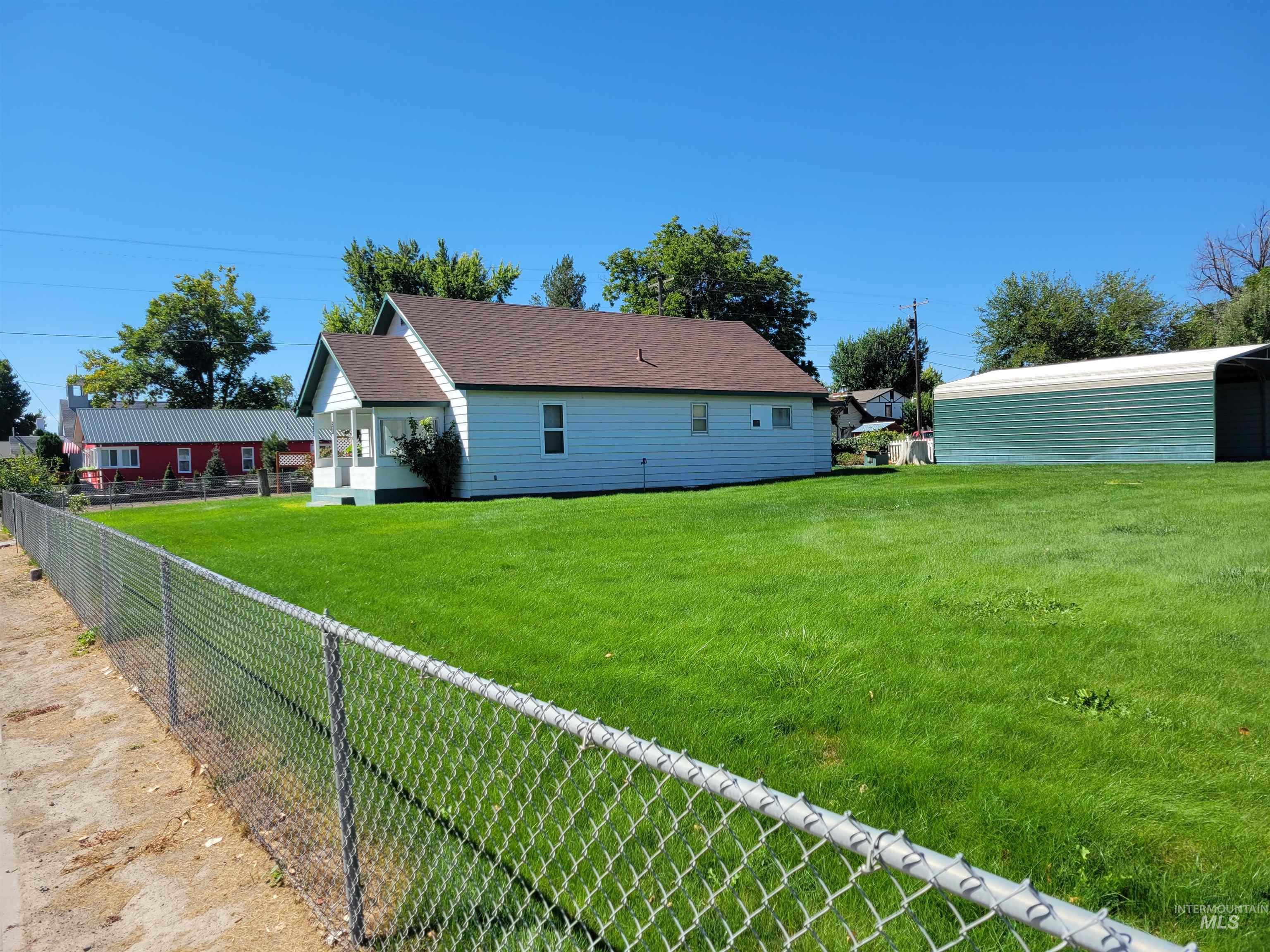 560 State Str. N, Hagerman, Idaho 83332, Business/Commercial For Sale, Price $470,000,MLS 98888219