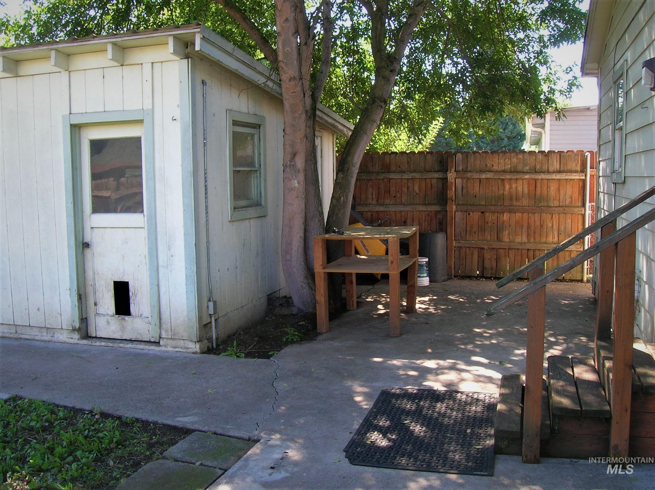515 Oak Street, Kamiah, Idaho 83536, 3 Bedrooms, 1 Bathroom, Residential For Sale, Price $259,500, 98889041