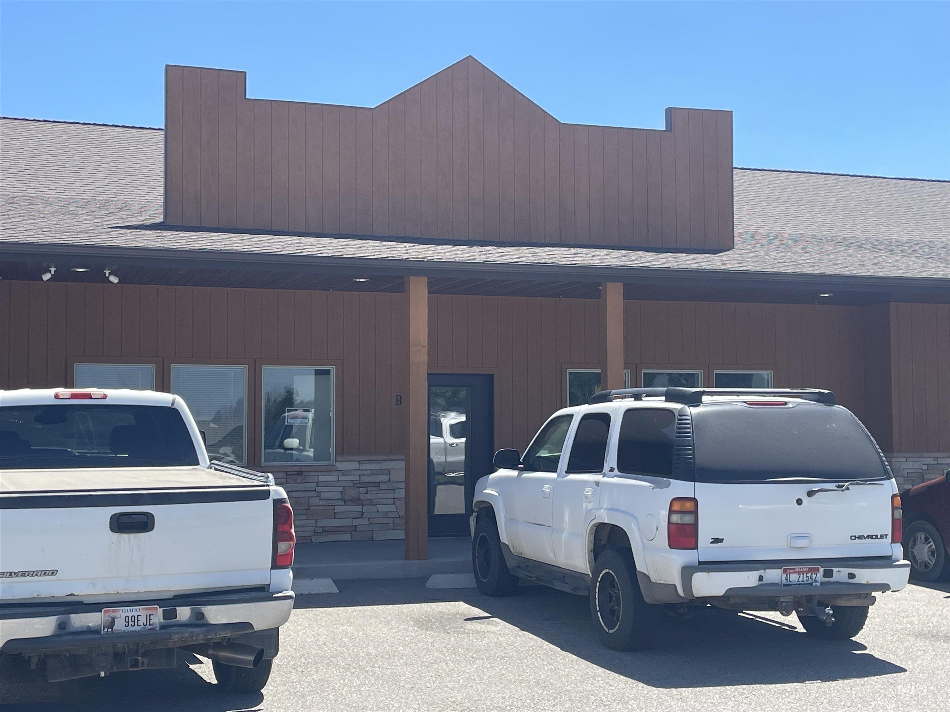410 N Highway 75, Shoshone, Idaho 83352, Business/Commercial For Sale, Price $21,600,MLS 98890346