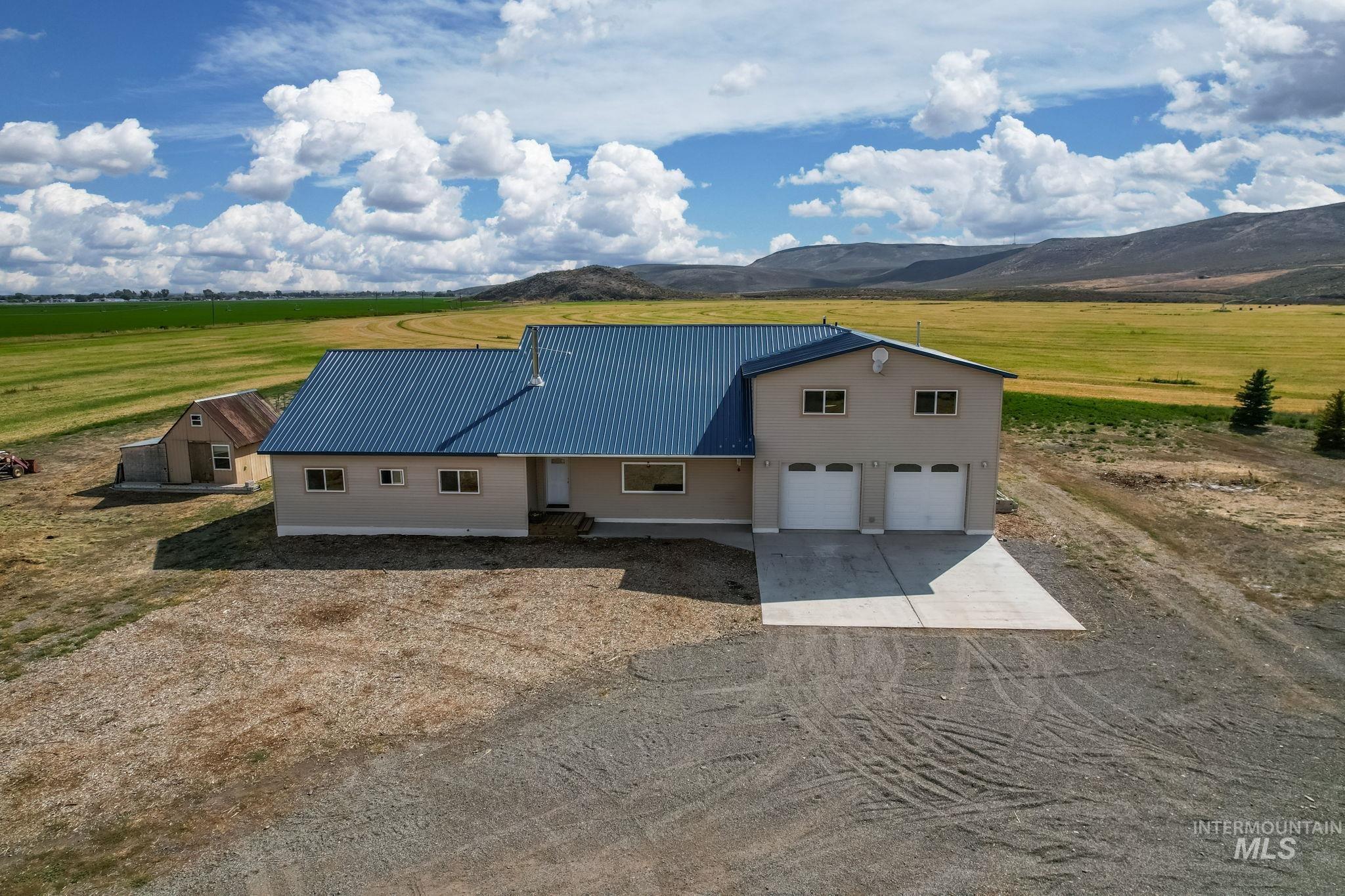 179 Foothill Rd., Carey, Idaho 83320, 4 Bedrooms, 4 Bathrooms, Residential For Sale, Price $775,000,MLS 98890686