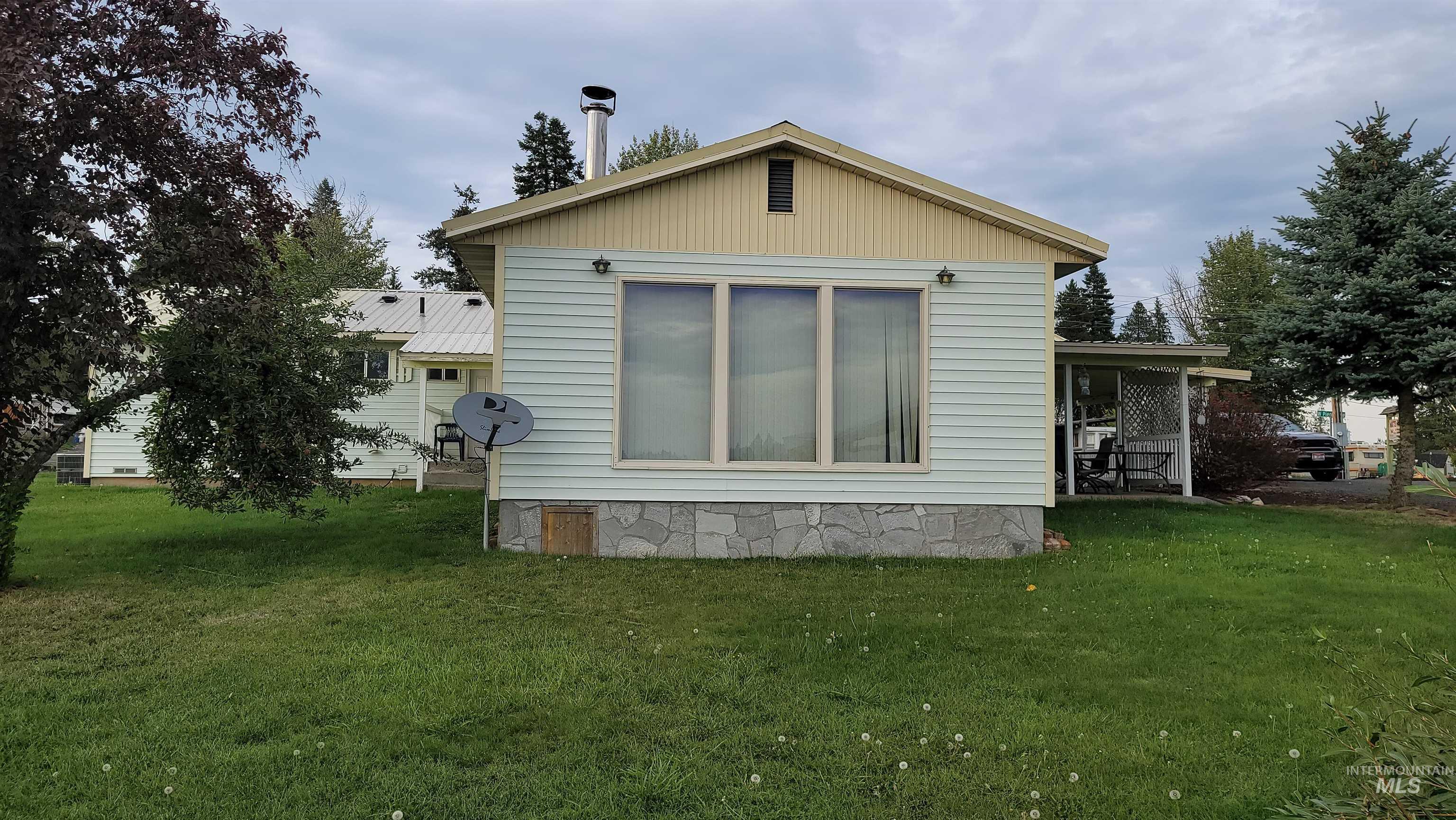 705 W Pierce Ave., Weippe, Idaho 83553, 3 Bedrooms, 2 Bathrooms, Residential For Sale, Price $345,000, 98890799