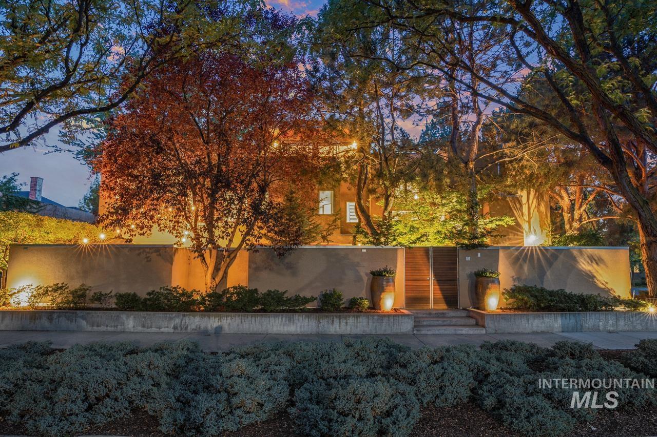 138 N Bruce Ave, Boise, Idaho 83712, 4 Bedrooms, 3 Bathrooms, Residential For Sale, Price $1,195,000,MLS 98890986