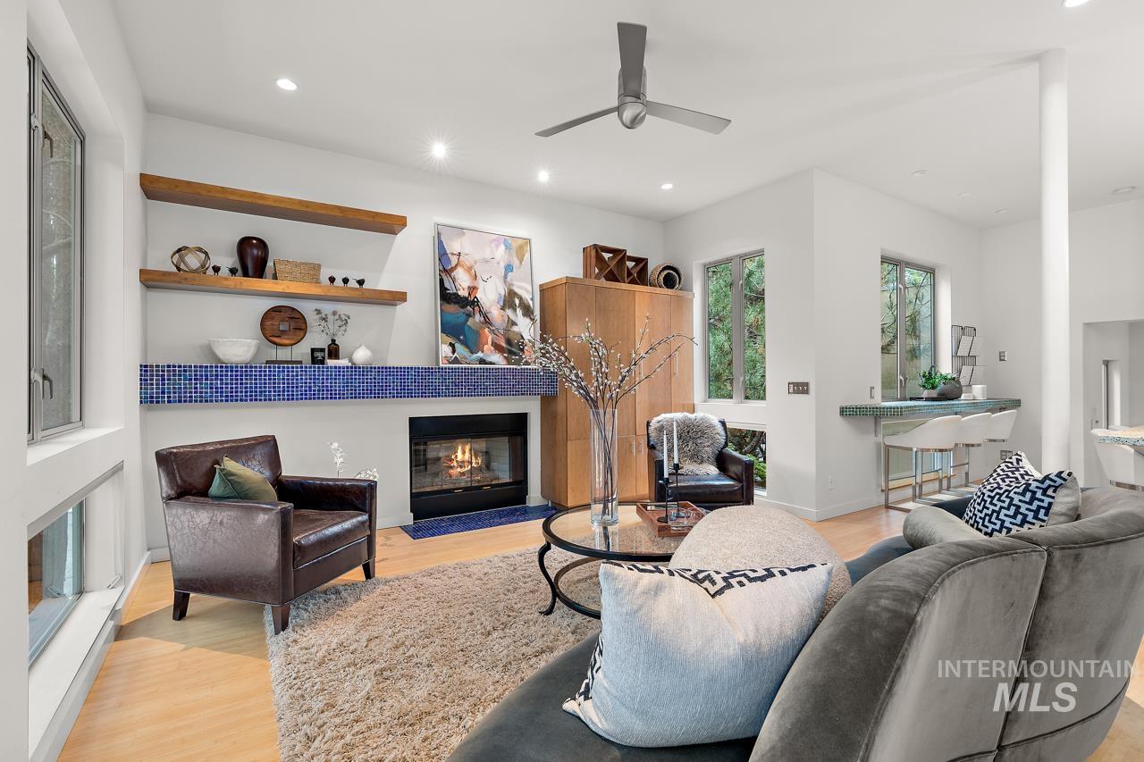 138 N Bruce Ave, Boise, Idaho 83712, 4 Bedrooms, 3 Bathrooms, Residential For Sale, Price $1,195,000,MLS 98890986