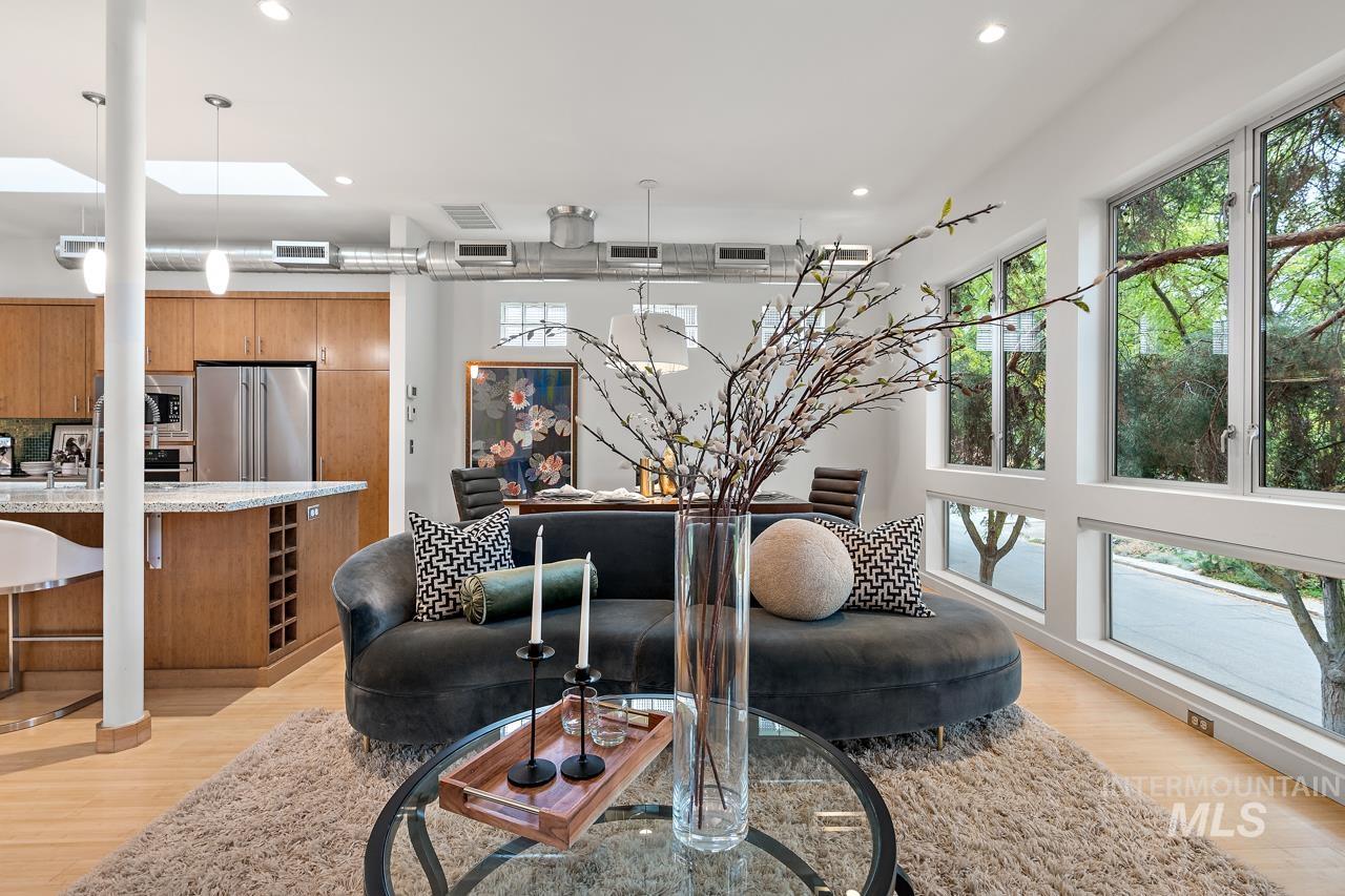 138 N Bruce Ave, Boise, Idaho 83712, 4 Bedrooms, 3 Bathrooms, Residential For Sale, Price $1,195,000,MLS 98890986