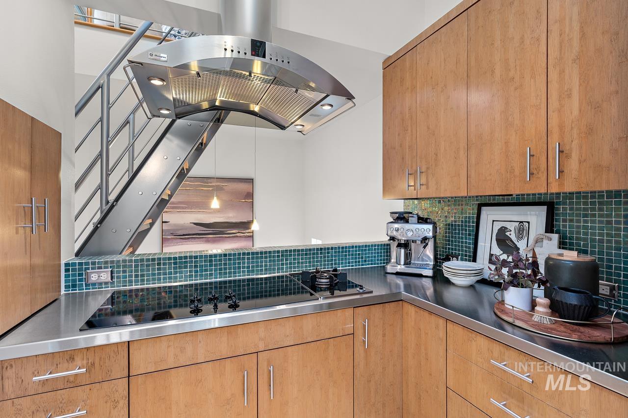 138 N Bruce Ave, Boise, Idaho 83712, 4 Bedrooms, 3 Bathrooms, Residential For Sale, Price $1,195,000,MLS 98890986