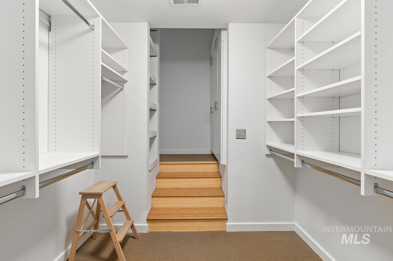 138 N Bruce Ave, Boise, Idaho 83712, 4 Bedrooms, 3 Bathrooms, Residential For Sale, Price $1,195,000,MLS 98890986