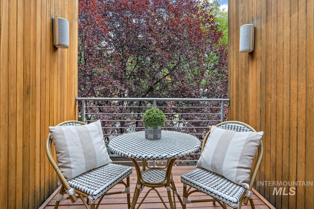 138 N Bruce Ave, Boise, Idaho 83712, 4 Bedrooms, 3 Bathrooms, Residential For Sale, Price $1,195,000,MLS 98890986