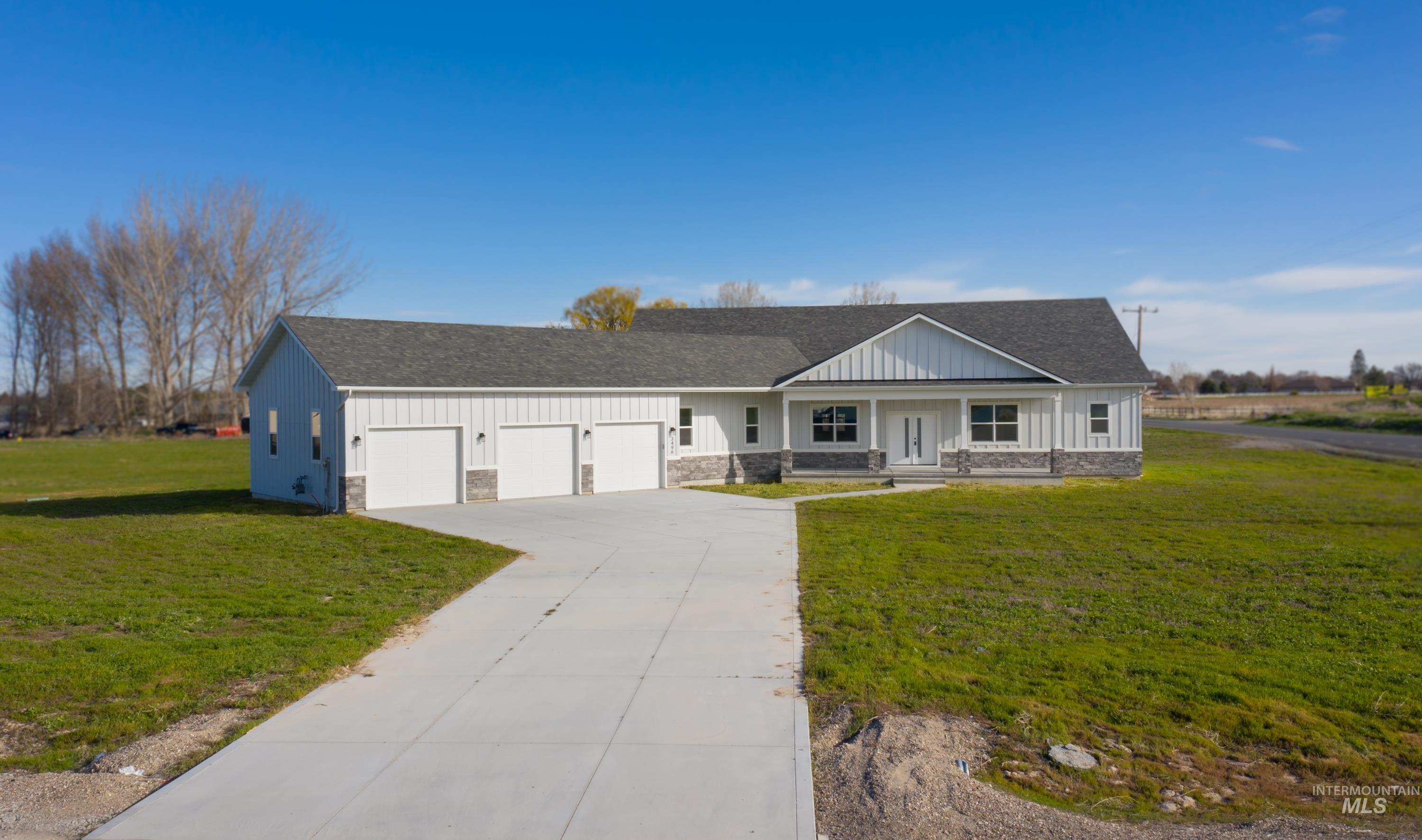 3496 E 3618 N, Kimberly, Idaho 83341, 4 Bedrooms, 3.5 Bathrooms, Residential For Sale, Price $750,000, 98891198