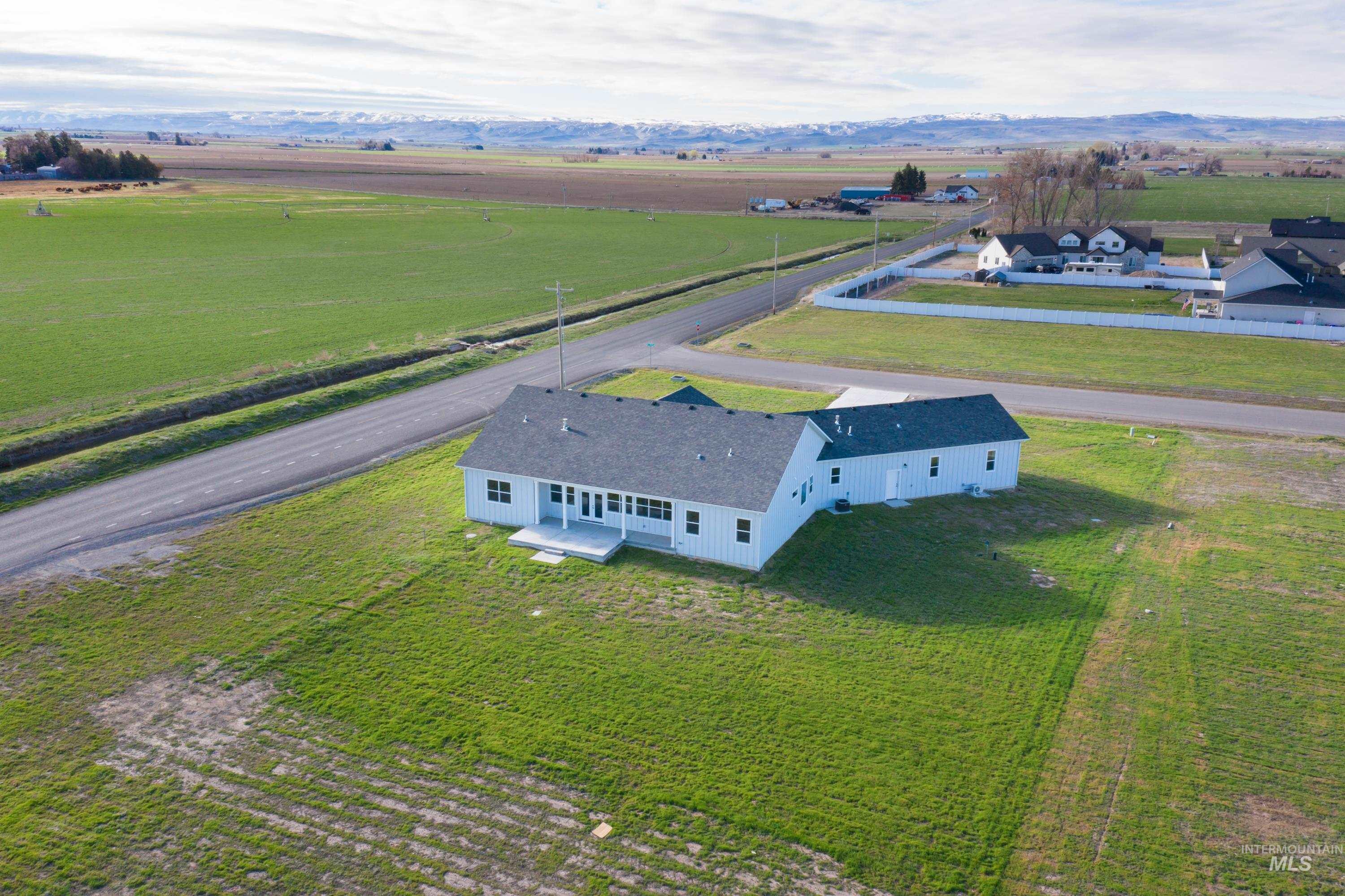 3496 E 3618 N, Kimberly, Idaho 83341, 4 Bedrooms, 4 Bathrooms, Residential For Sale, Price $775,000,MLS 98891198