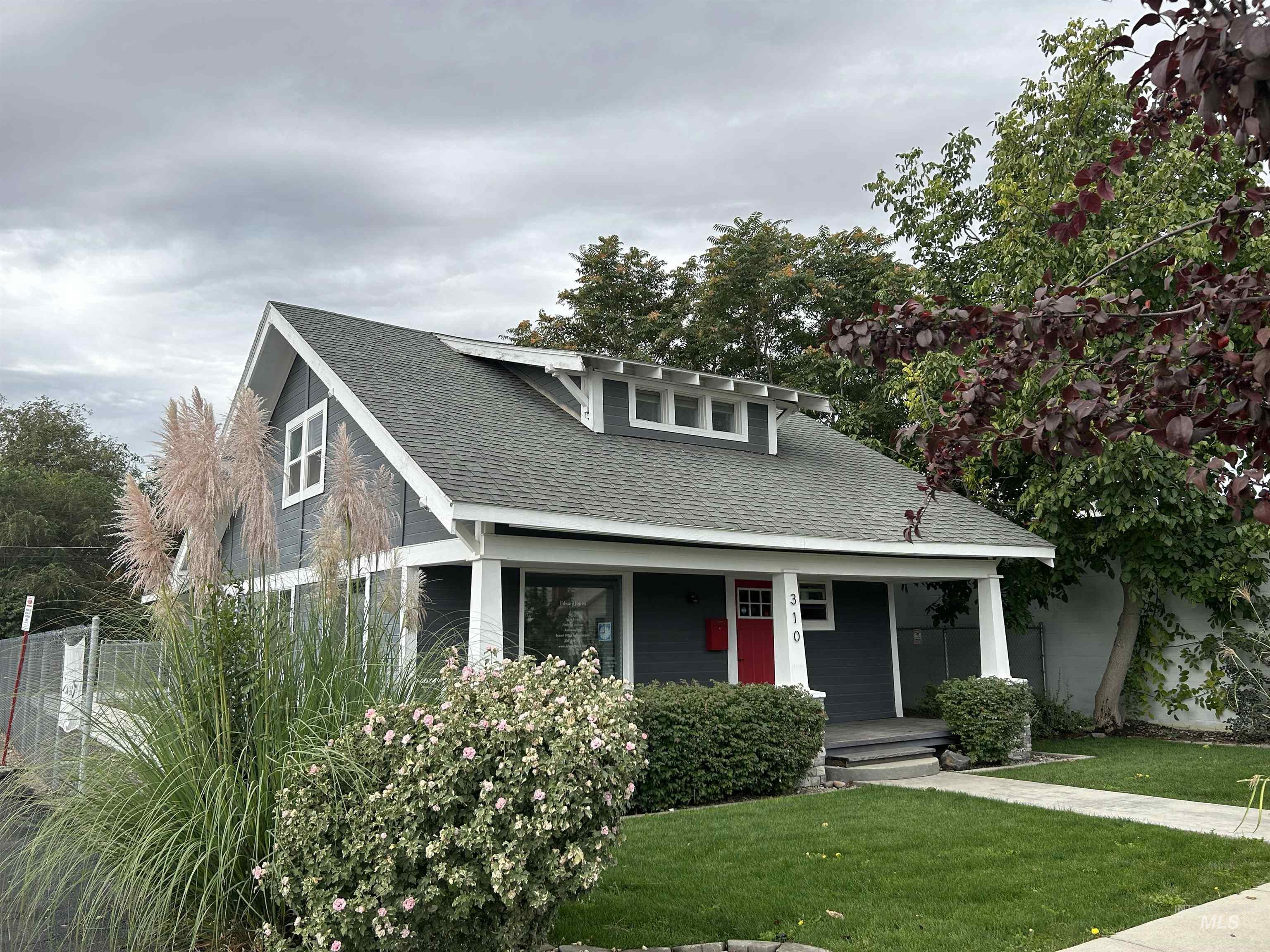 310 Cleveland, Caldwell, Idaho 83605, 4 Bedrooms, 2 Bathrooms, Residential For Sale, Price $399,000,MLS 98891240