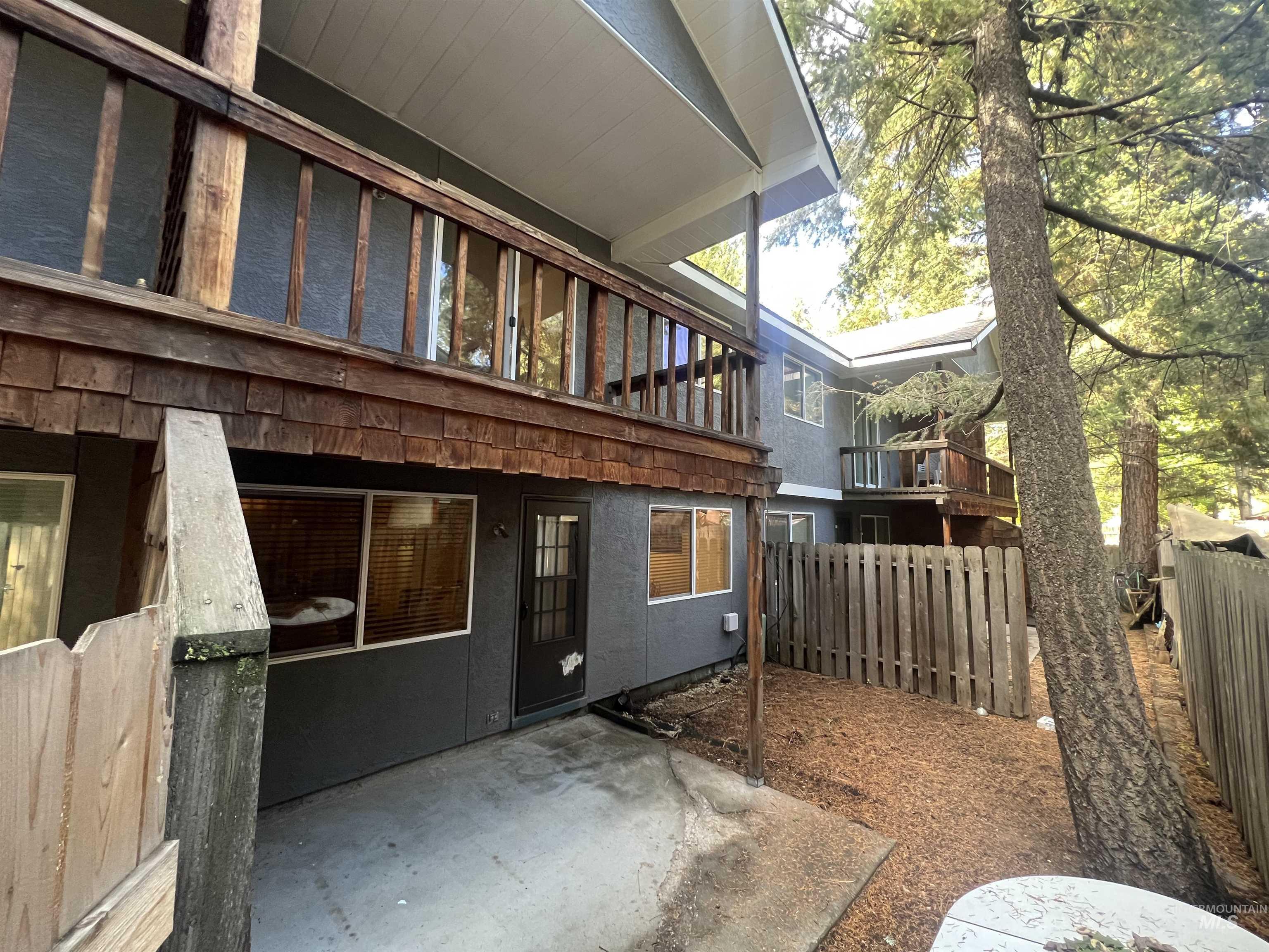 812 carico court, McCall, Idaho 83638, 3 Bedrooms, 1.5 Bathrooms, Residential For Sale, Price $550,000,MLS 98891730
