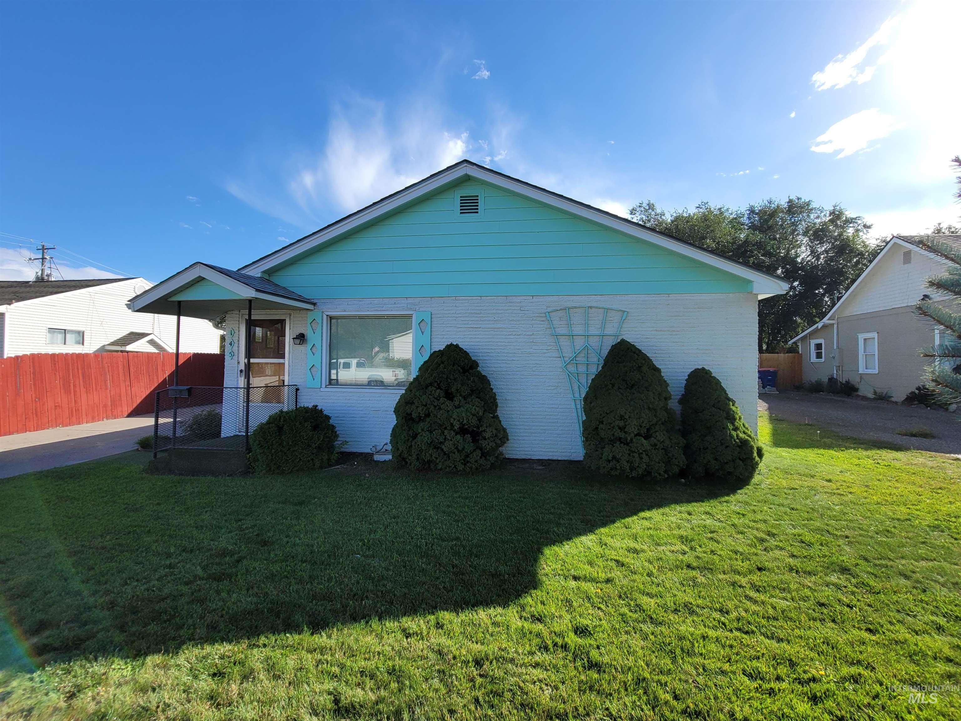 145 W Filer Ave, Twin Falls, Idaho 83301, 4 Bedrooms, 2 Bathrooms, Residential For Sale, Price $265,000,MLS 98892037