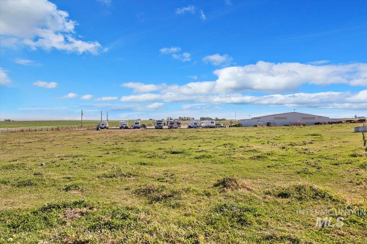 1731 E 3900 N, Buhl, Idaho 83316-6111, 1 Bedroom, 1 Bathroom, Farm & Ranch For Sale, Price $2,300,000, 98892975