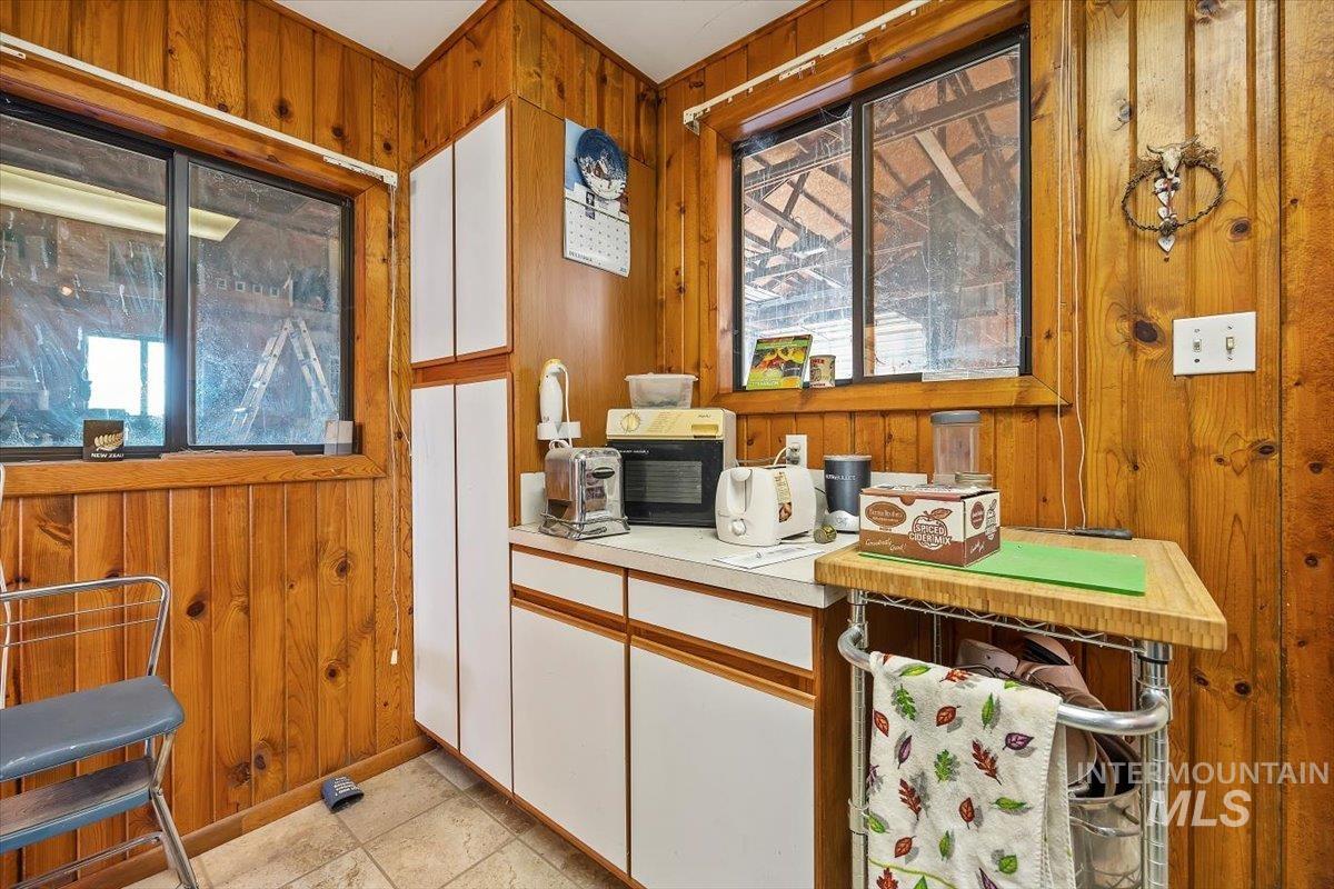 1731 E 3900 N, Buhl, Idaho 83316-6111, 1 Bedroom, 1 Bathroom, Farm & Ranch For Sale, Price $2,300,000, 98892975