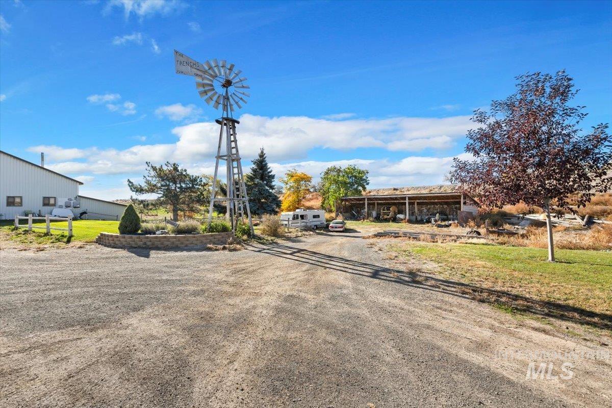 1731 E 3900 N, Buhl, Idaho 83316-6111, 1 Bedroom, 1 Bathroom, Farm & Ranch For Sale, Price $2,300,000, 98892975