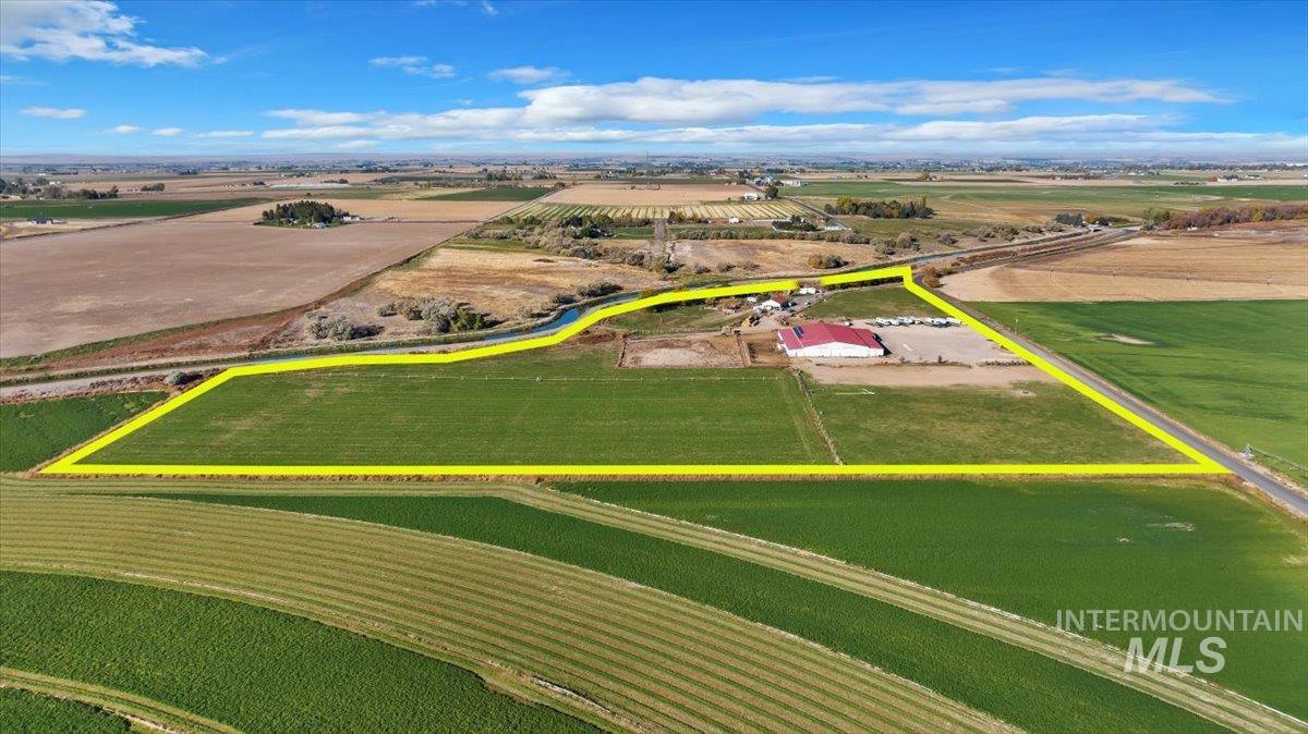 1731 E 3900 N, Buhl, Idaho 83316-6111, 1 Bedroom, 1 Bathroom, Farm & Ranch For Sale, Price $2,300,000, 98892975