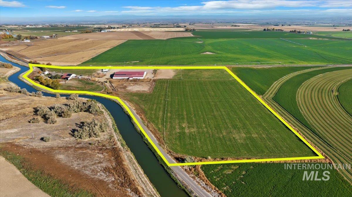 1731 E 3900 N, Buhl, Idaho 83316-6111, 1 Bedroom, 1 Bathroom, Farm & Ranch For Sale, Price $2,300,000, 98892975