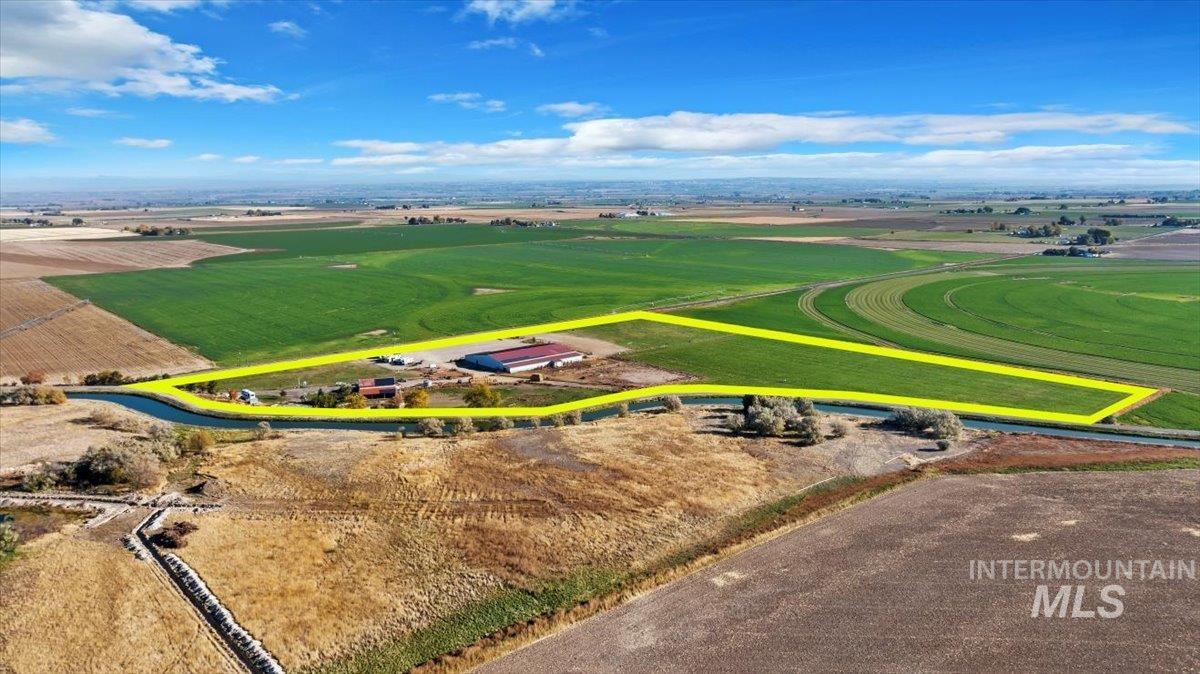 1731 E 3900 N, Buhl, Idaho 83316-6111, 1 Bedroom, 1 Bathroom, Farm & Ranch For Sale, Price $2,300,000, 98892975