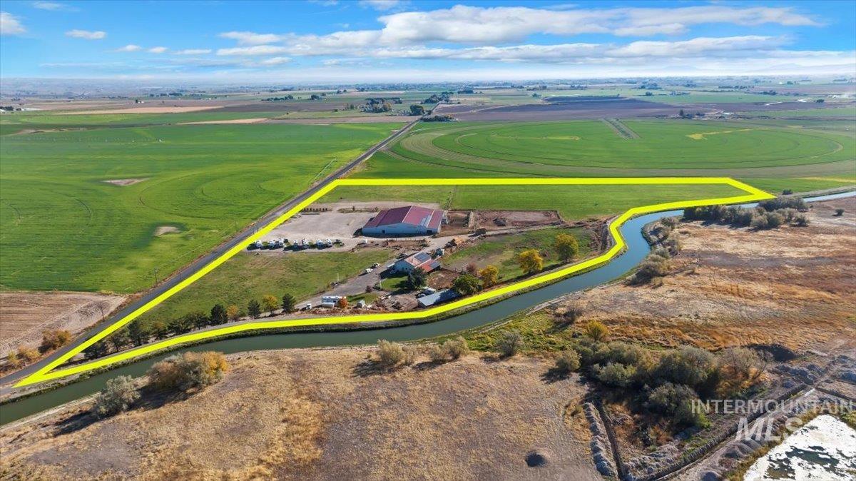 1731 E 3900 N, Buhl, Idaho 83316-6111, 1 Bedroom, 1 Bathroom, Farm & Ranch For Sale, Price $2,300,000, 98892975