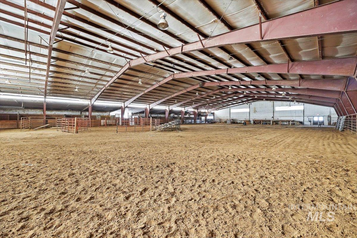 1731 E 3900 N, Buhl, Idaho 83316-6111, 1 Bedroom, 1 Bathroom, Farm & Ranch For Sale, Price $2,300,000, 98892975