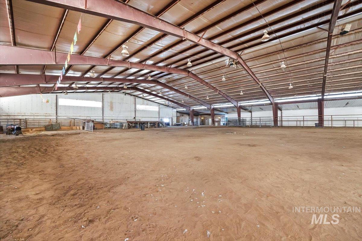 1731 E 3900 N, Buhl, Idaho 83316-6111, 1 Bedroom, 1 Bathroom, Farm & Ranch For Sale, Price $2,300,000, 98892975