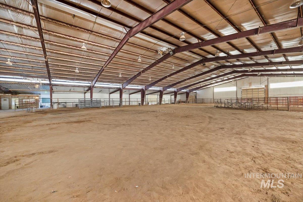 1731 E 3900 N, Buhl, Idaho 83316-6111, 1 Bedroom, 1 Bathroom, Farm & Ranch For Sale, Price $2,300,000, 98892975
