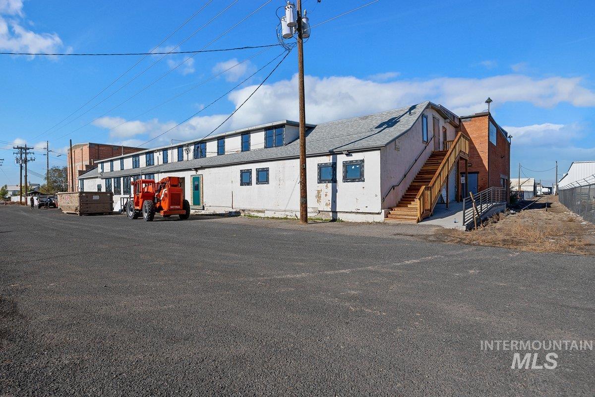702 Fairfield St W, Twin Falls, Idaho 83301, Business/Commercial For Sale, Price $101,520,MLS 98893679